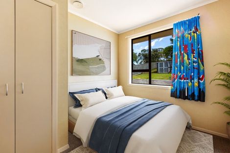 Photo of property in 15 Kalingo Street, Waitangirua, Porirua, 5024