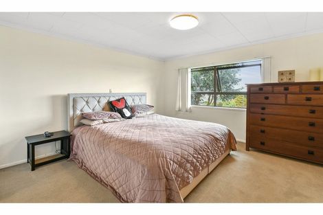 Photo of property in 10 Sophora Place, Totara Heights, Auckland, 2105