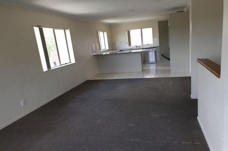 Photo of property in 237 Triangle Road, Massey, Auckland, 0614