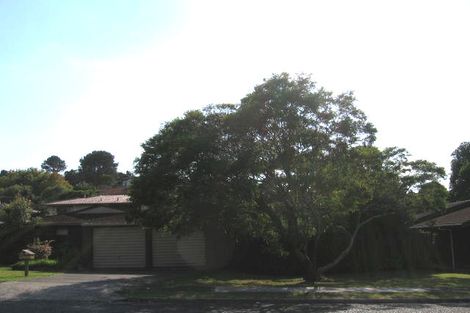 Photo of property in 67 John Downs Drive, Browns Bay, Auckland, 0630