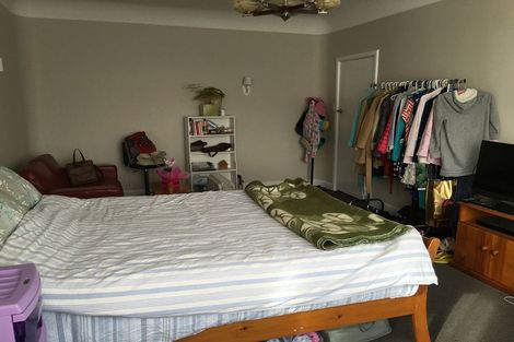 Photo of property in 104 Northland Road, Northland, Wellington, 6012