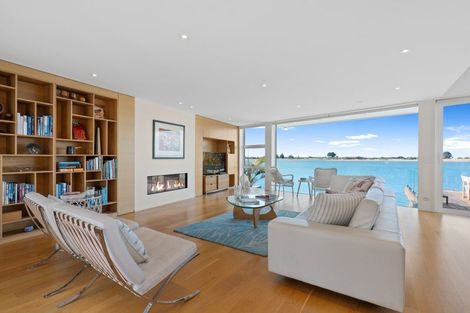 Photo of property in 117 Main Road, Redcliffs, Christchurch, 8081