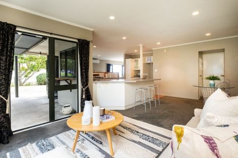 Photo of property in 84 Churchill Drive, Taradale, Napier, 4112