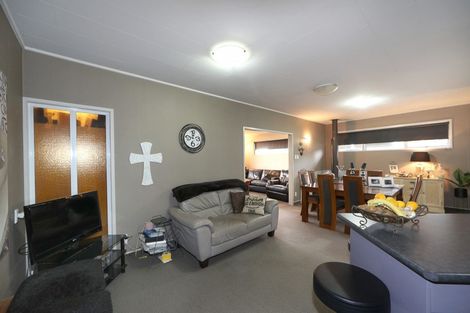 Photo of property in 92 Napier Road, Havelock North, 4130