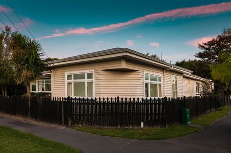 Photo of property in 100 Rose Street, Somerfield, Christchurch, 8024