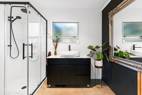 Photo of property in 9 Matai Place, Waikawa, Picton, 7220