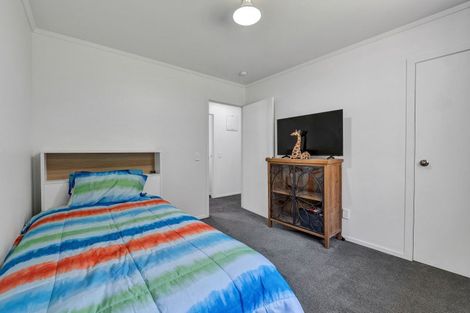 Photo of property in 6a Shaldon Crescent, Blagdon, New Plymouth, 4310