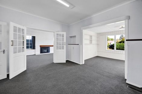 Photo of property in 14 Dives Avenue, Hawera, 4610