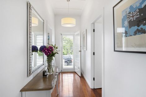 Photo of property in 88 Walker Road, Point Chevalier, Auckland, 1022