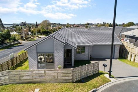 Photo of property in 95 Bert Wall Drive, Omokoroa, 3114