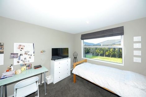 Photo of property in 25 Wakeman Way, Kaiapoi, 7630
