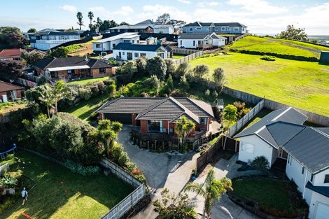Photo of property in 26 Te Kauri Place, Helensville, 0800