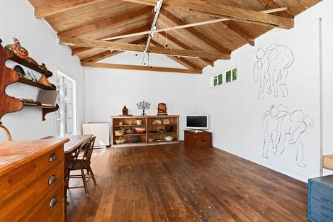 Photo of property in 90 Pendarves Street, New Plymouth, 4310