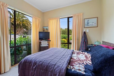 Photo of property in 13 Ropley Street, Amberley, 7410