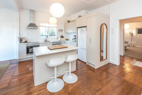 Photo of property in 113 Cornfoot Street, Castlecliff, Whanganui, 4501