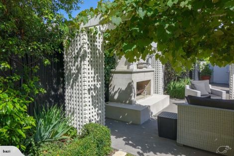 Photo of property in 10 Dixon Street, Carterton, 5713