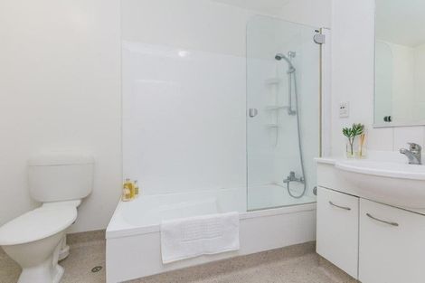 Photo of property in Luxford Villas, 110/72 Herald Street, Berhampore, Wellington, 6023