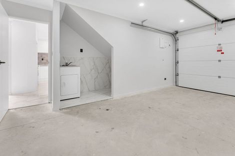 Photo of property in 147c Bucklands Beach Road, Bucklands Beach, Auckland, 2012