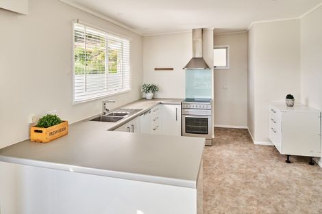 Photo of property in 58 Kiriwai Road, Paremata, Porirua, 5024