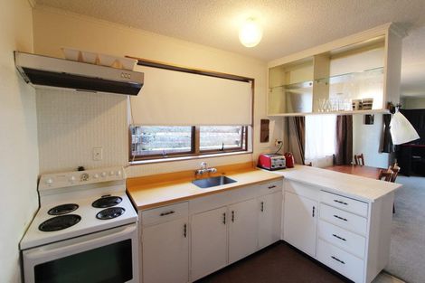 Photo of property in 2/4 Ray Small Drive, Papakura, 2110