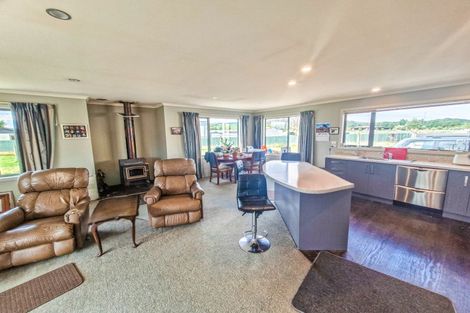 Photo of property in 5 Mcfeely Street, Tuatapere, 9620