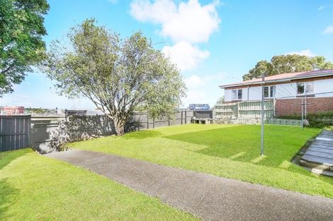 Photo of property in 3b Mountain Road, Mount Wellington, Auckland, 1060