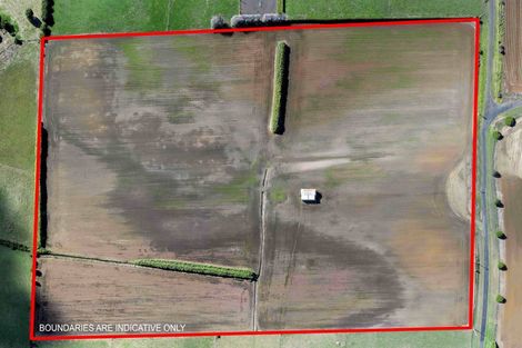 Photo of property in 142 Hutchings Road, Waiuku, 2682