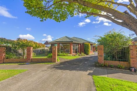 Photo of property in 35 Presidential Drive, Milson, Palmerston North, 4414