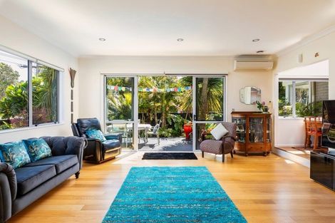 Photo of property in 2a Tyburnia Avenue, Mount Albert, Auckland, 1025