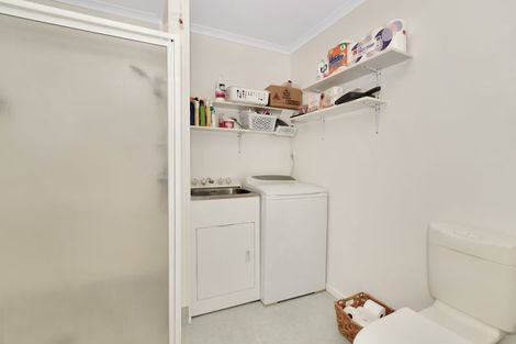 Photo of property in 8e Heath Street, Mount Maunganui, 3116