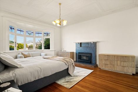 Photo of property in 268 Macandrew Road, Forbury, Dunedin, 9012