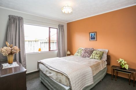 Photo of property in 19 Bucksburn Place, Greenmeadows, Napier, 4112