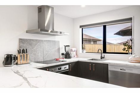 Photo of property in 10 Crossley Avenue, Woodend, 7610