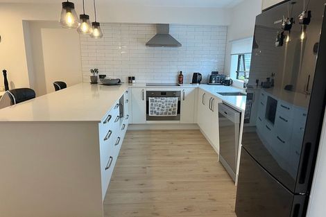 Photo of property in 85 Ninth View Avenue, Beachlands, Auckland, 2018