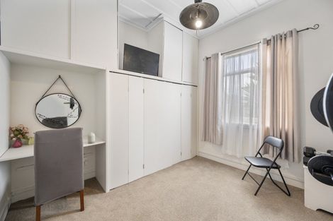 Photo of property in 43 Georges Drive, Napier South, Napier, 4110