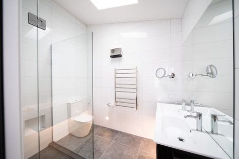 Photo of property in 1/27a Taylors Avenue, Bryndwr, Christchurch, 8052