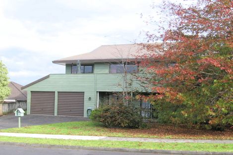 Photo of property in 4 Spears Place, Botany Downs, Auckland, 2010