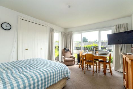 Photo of property in 82 Douglas Street, Highfield, Timaru, 7910