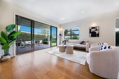 Photo of property in 11 Bankside Road, Silverdale, 0932