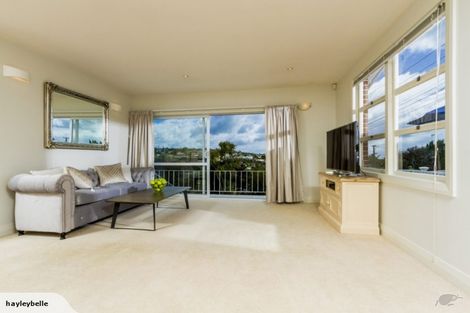 Photo of property in 1/2 Seaview Road, Milford, Auckland, 0620