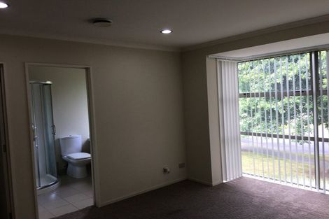 Photo of property in 71 Bruce Pulman Drive, Takanini, 2112