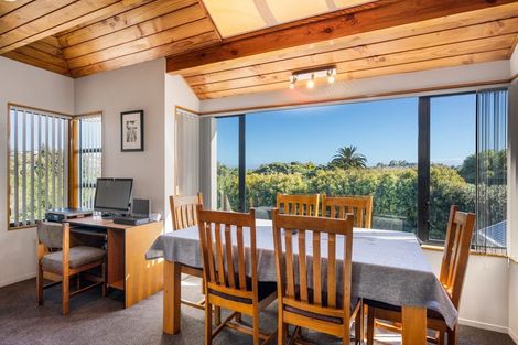 Photo of property in 104 Kinloch Way, Bethlehem, Tauranga, 3110