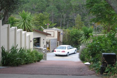 Photo of property in 20 Centennial Place, Campbells Bay, Auckland, 0630