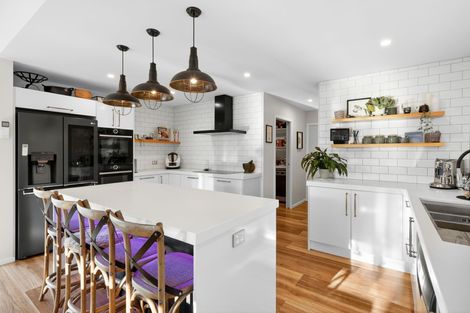 Photo of property in 47 Minaret Ridge, Wanaka, 9305