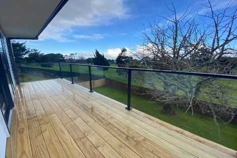 Photo of property in 154 Torkar Road, Clarks Beach, 2122