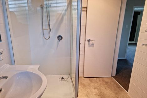 Photo of property in 11 Hall Road, Matua, Tauranga, 3110