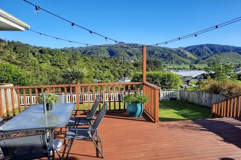 Photo of property in 22 Duncraig Street, Silverstream, Upper Hutt, 5019