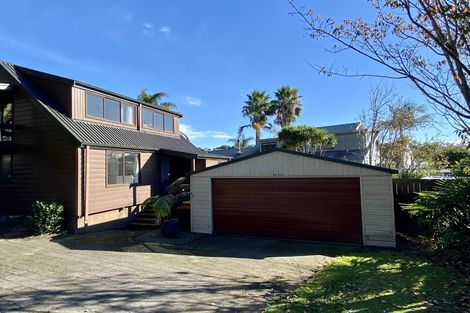Photo of property in 1 Waikare Place, Welcome Bay, Tauranga, 3112