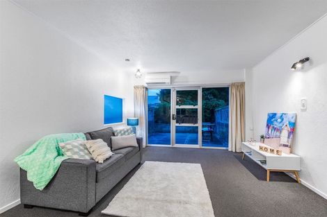 Photo of property in 9/31 Mana Avenue, Titahi Bay, Porirua, 5022