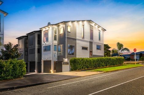 Photo of property in 1/1a Halsey Road, Manurewa, Auckland, 2102